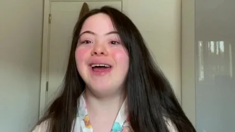 Ellie Goldstein