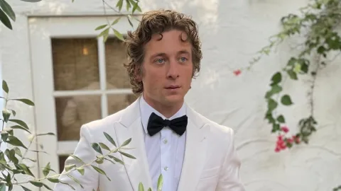 Jeremy Allen White