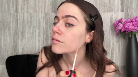 Molly Gordon