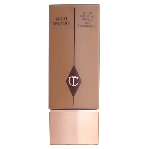 Charlotte Tilbury Light Wonder Foundation