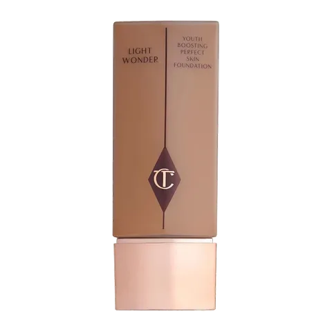 Charlotte Tilbury Light Wonder Foundation