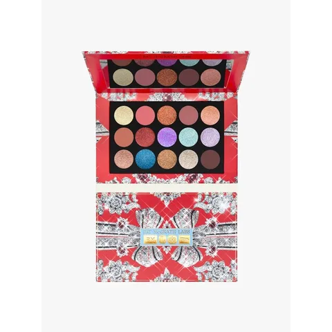 Pat McGrath Labs Luminous Legends: Mega Eye Shadow Palette