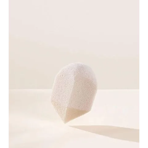 Rare Beauty Liquid Touch Multi-Tasking Sponge